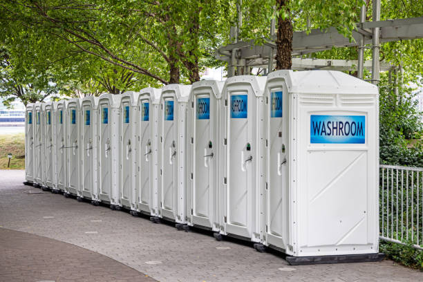 Best Porta potty rental near me  in Bedford, VA
